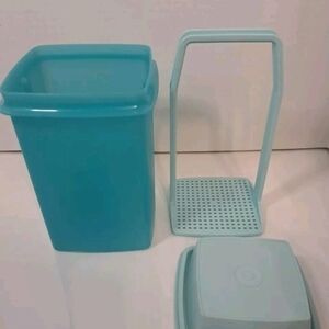 Tupperware Pick A Deli Container 8.5 cup 2L Container Lift Up Strainer Teal-VTG